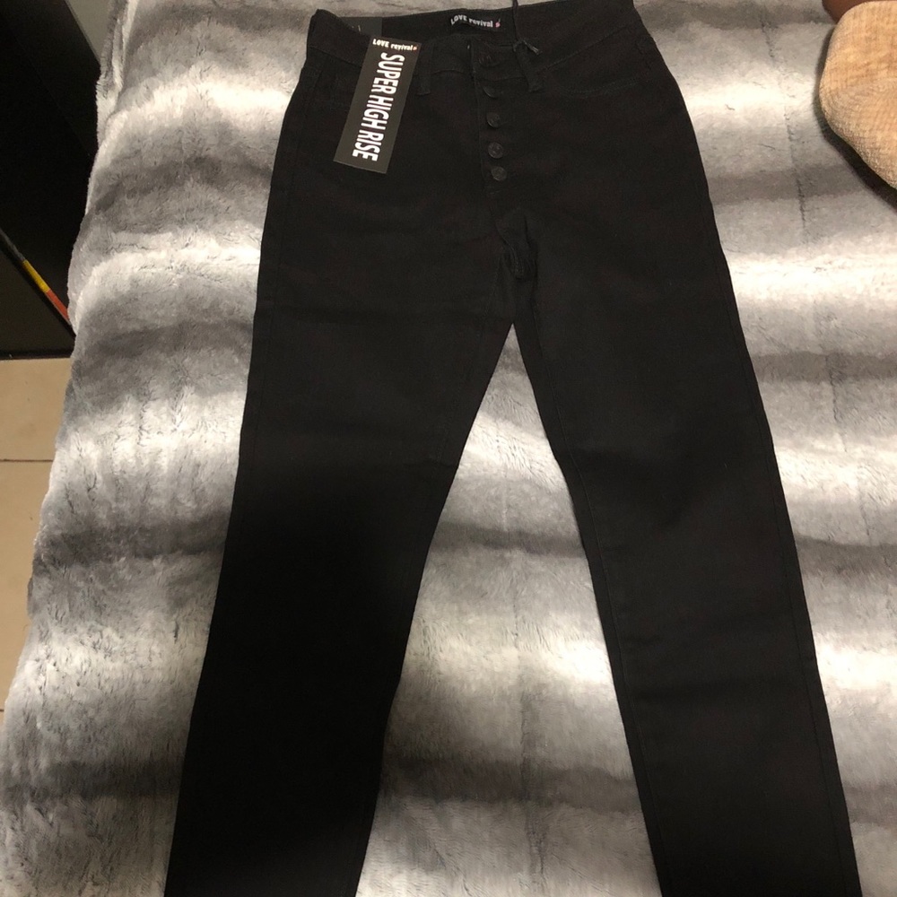 Fashion nova jeans in style main chick high rise